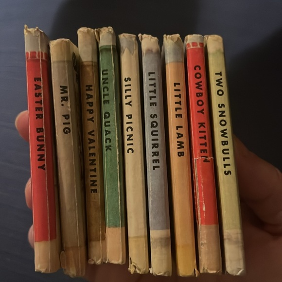 Tiny Golden Book Library - Picture 10 of 12